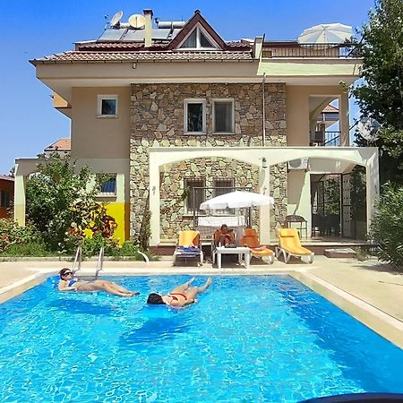 Cileks Apart Otel Fethiye Bagian luar foto