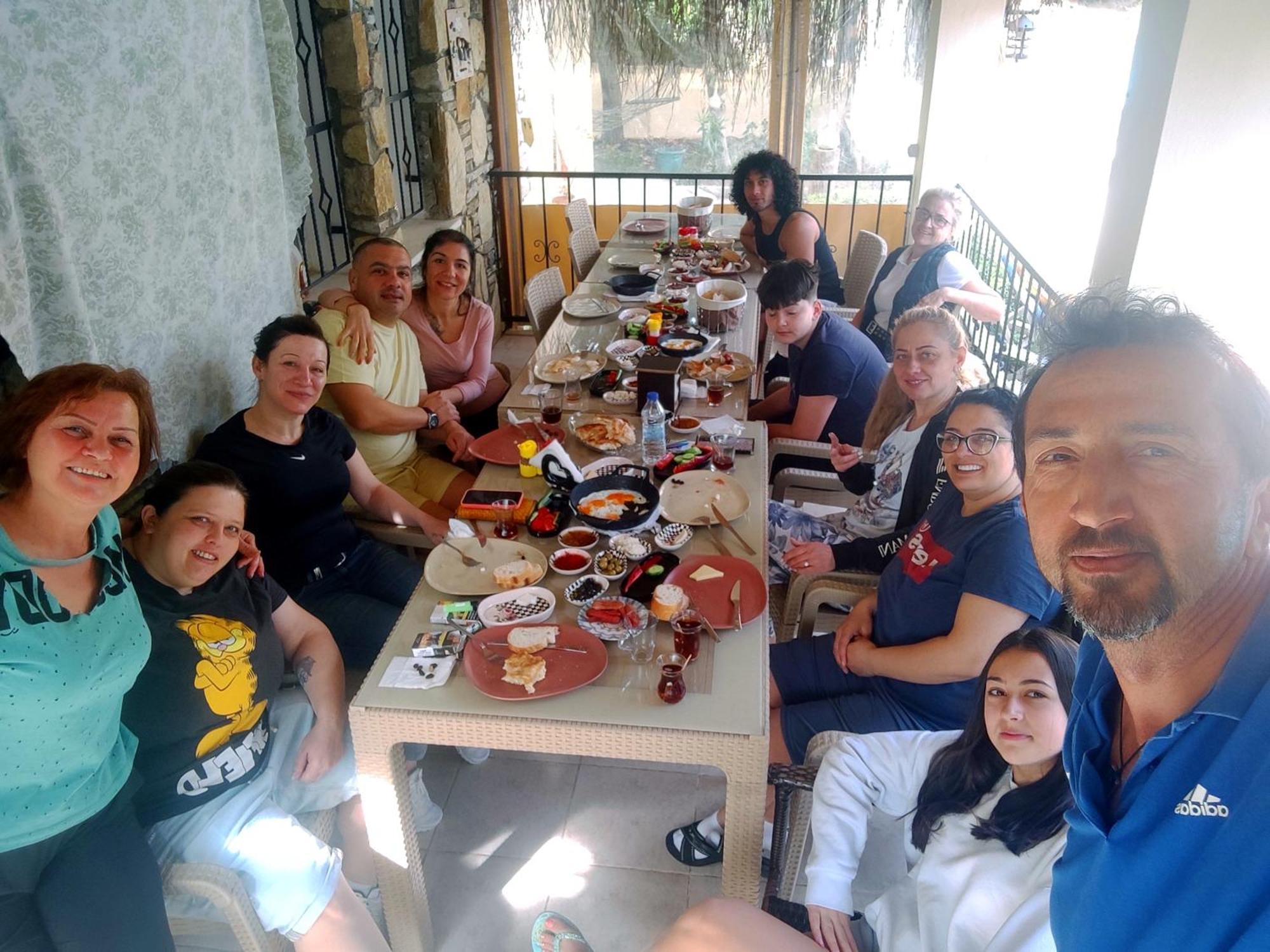 Cileks Apart Otel Fethiye Bagian luar foto