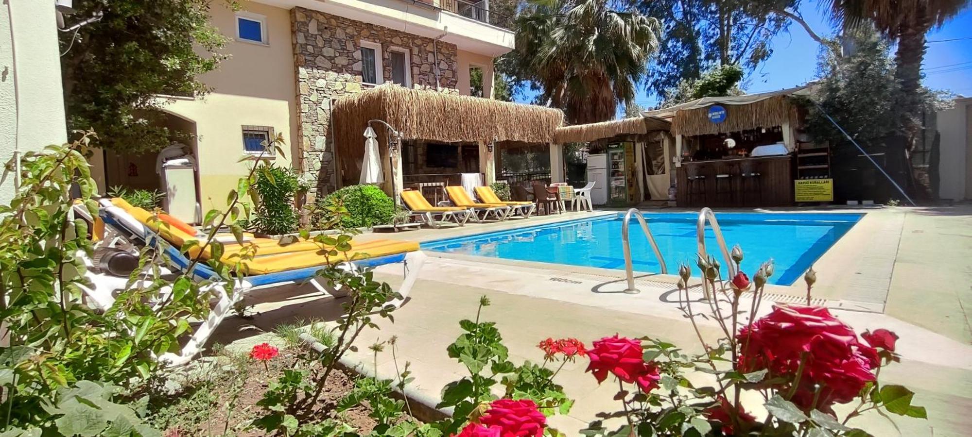 Cileks Apart Otel Fethiye Bagian luar foto